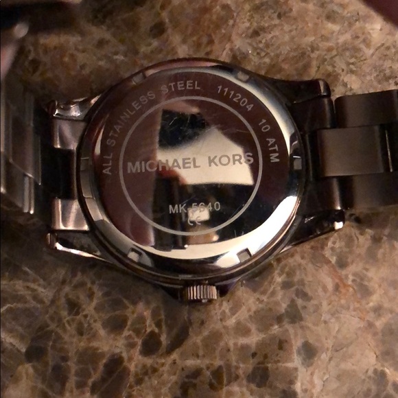 Michael Kors watch - Picture 2 of 2
